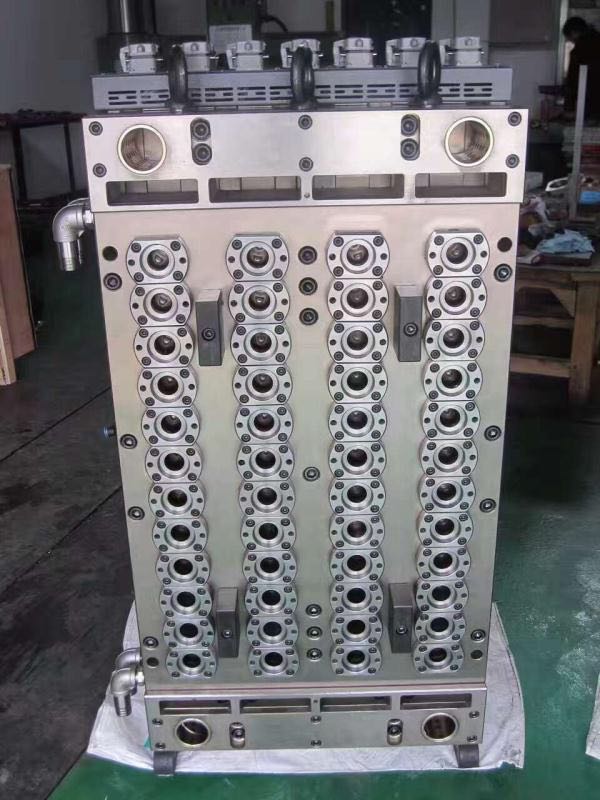 Pet Preform Mould